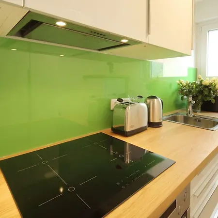 Tanja's In Herdern Apartamento